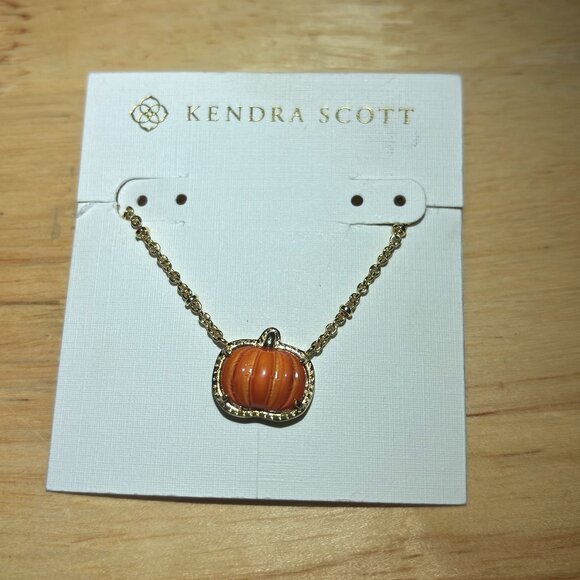 Kendra Scott Jewelry - Kendra Scott necklace